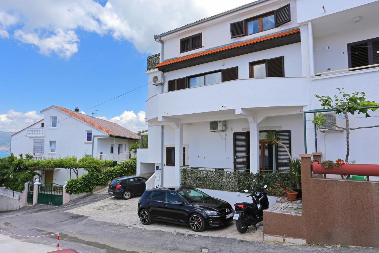 Apartments With A Parking Space Mastrinka, Ciovo - 4324 Trogir Kültér fotó